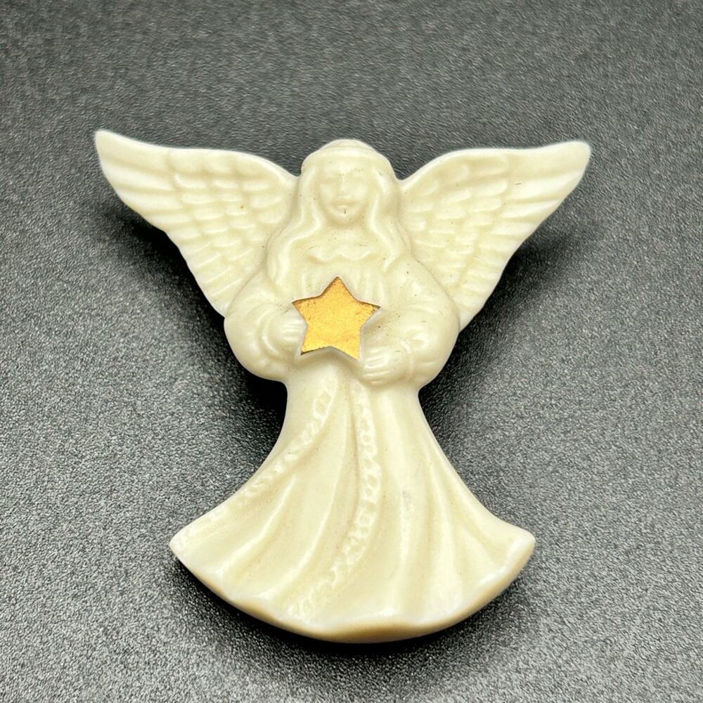 L0058 Lenox Angel Brooch with Gold Star.  1 3/4”